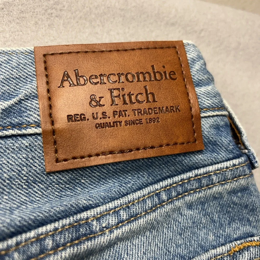 Abercrombie & Fitch Jeans Mens 33x32 Blue Baggy Relaxed Straight Leg Denim New